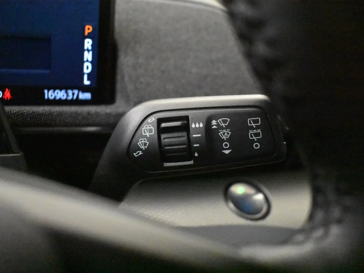 Extended RWD 98 kWh | 360gr Camera | SOH 93% l Glazen pano-dak | Stoel/stuurverw | Navi | Elektr stoel met memory | Keyless | Parkeer assistent | DAB | LED | 18"LMV