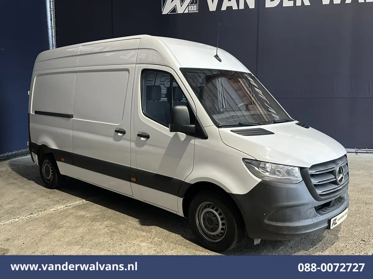 214 CDI 143pk L2H2 Euro6 Airco | Camera | Apple Carplay | Chauffeursstoel Android Auto, Bijrijdersbank