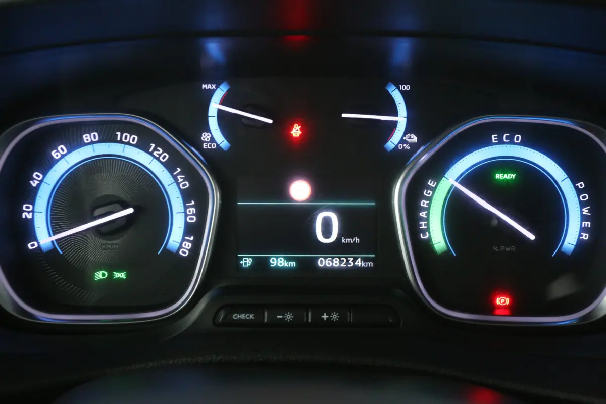 Toyota ProAce Electric Worker Extra Range 75 kWh L3H1 | DC | Snelladen | SOH 91% | 6 Zits | Airco | Cruise | Camera | 2xSchuifdeur | Carplay