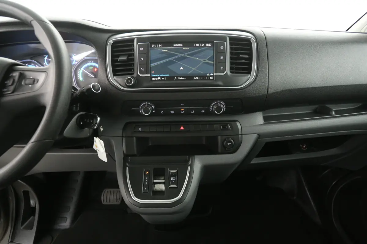 Toyota ProAce Electric Worker Extra Range 75 kWh L3H1 | DC | Snelladen | SOH 91% | 6 Zits | Airco | Cruise | Camera | 2xSchuifdeur | Carplay