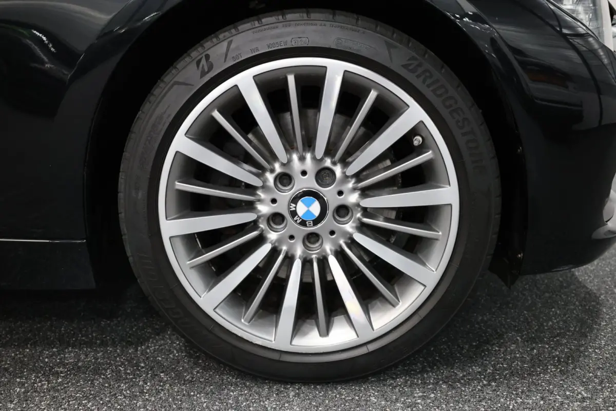 330i M Sport Edition Luxury/LED/PANO/HUD/LEER+S.VERWARMING/LMV/CRUISE/ECC/12 MND GARANTIE!