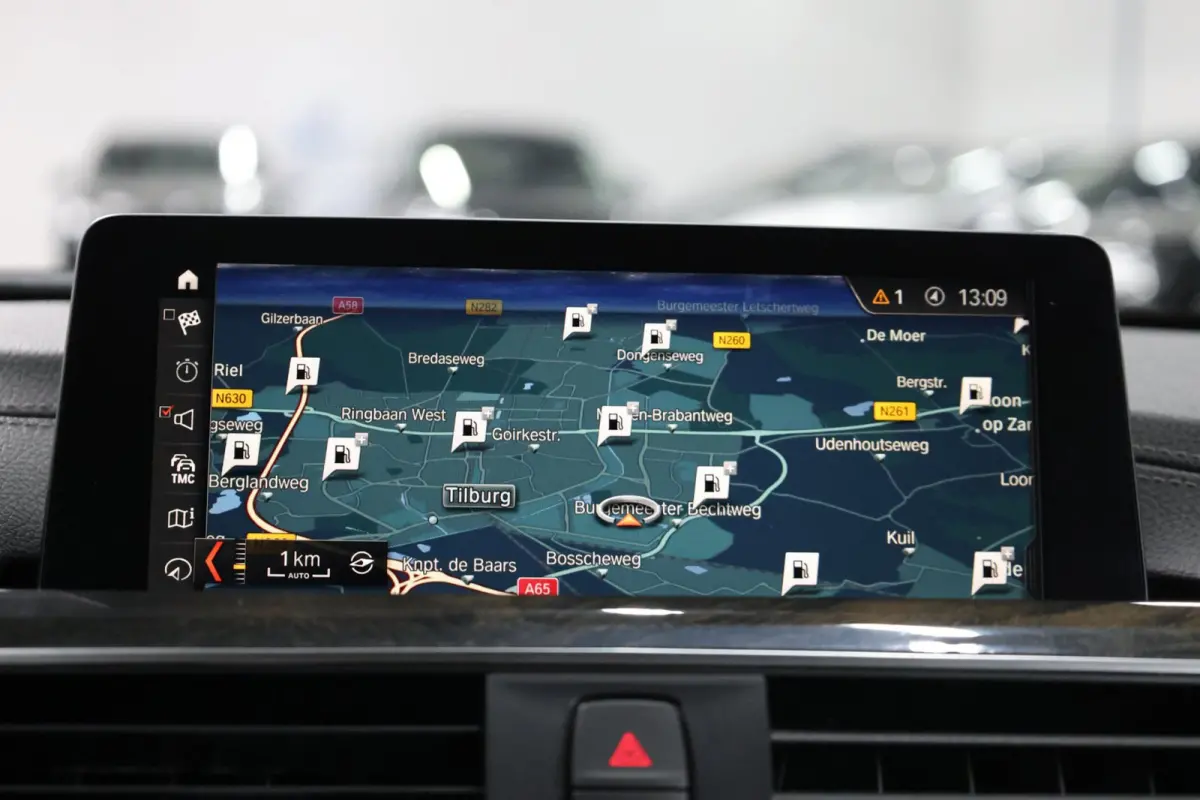 330i M Sport Edition Luxury/LED/PANO/HUD/LEER+S.VERWARMING/LMV/CRUISE/ECC/12 MND GARANTIE!