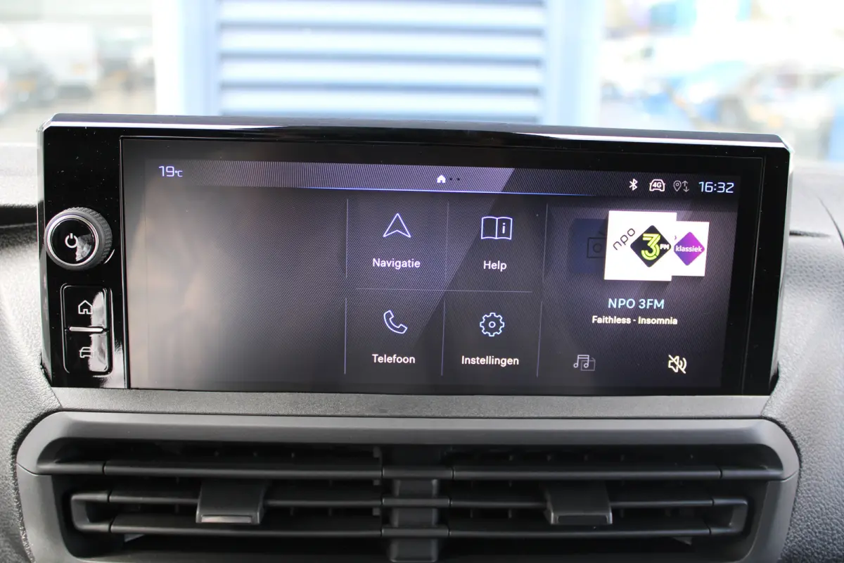 L3 75 kWh | 8 JAAR GARANTIE | CAMERA | NAVI | DRAADLOOS CARPLAY | COMFORT WAND |