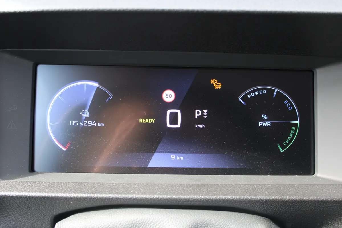 L3 75 kWh | 8 JAAR GARANTIE | CAMERA | NAVI | DRAADLOOS CARPLAY | COMFORT WAND |