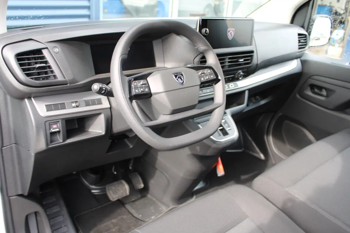 L3 75 kWh | 8 JAAR GARANTIE | CAMERA | NAVI | DRAADLOOS CARPLAY | COMFORT WAND |