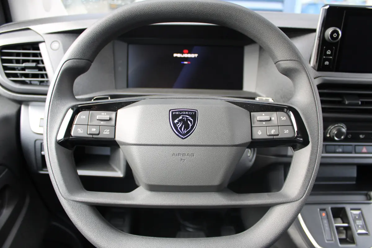 L3 75 kWh | 8 JAAR GARANTIE | CAMERA | NAVI | DRAADLOOS CARPLAY | COMFORT WAND |