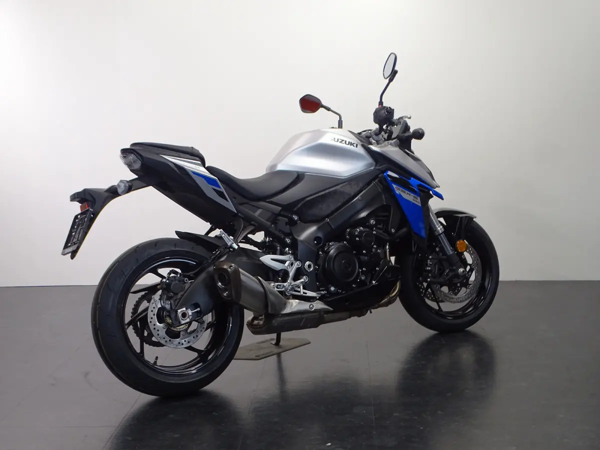 GSX-S 950