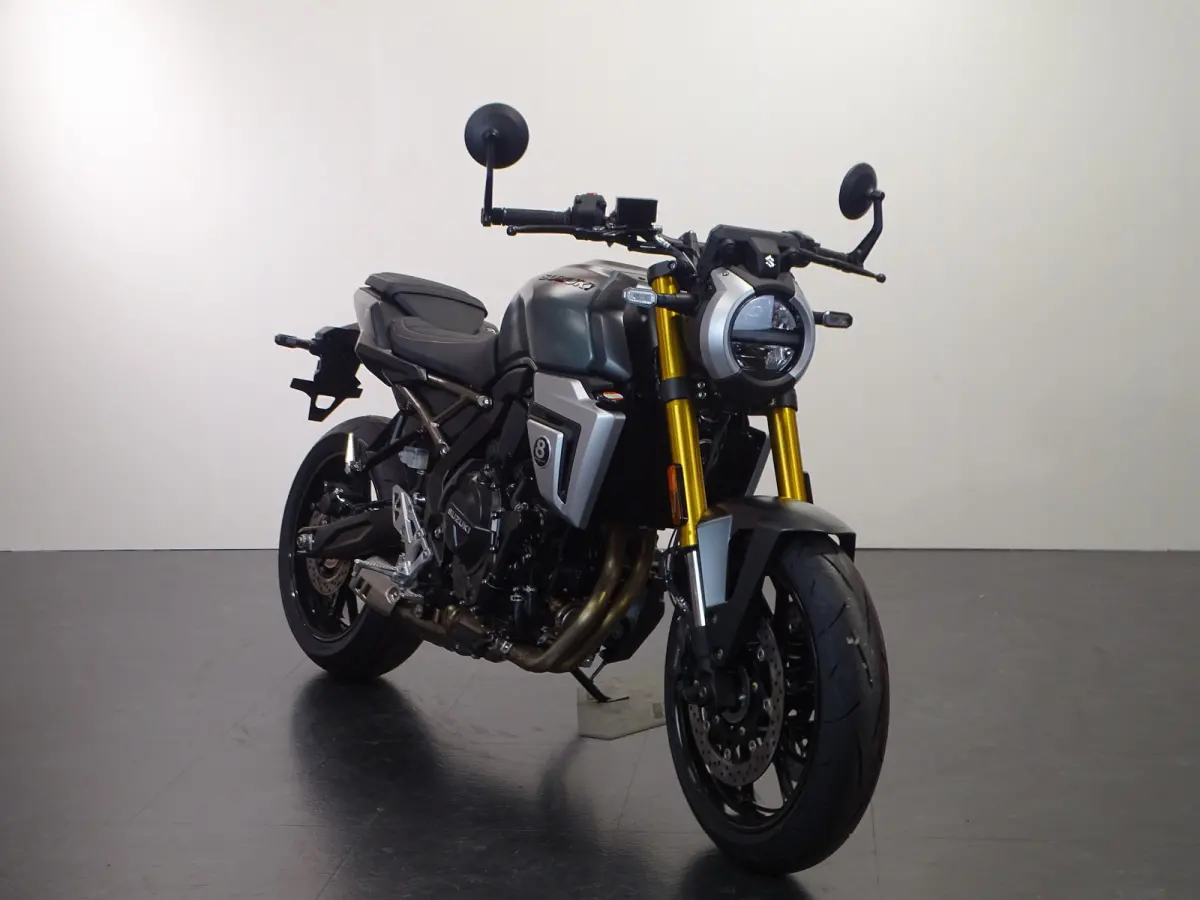 GSX-8T