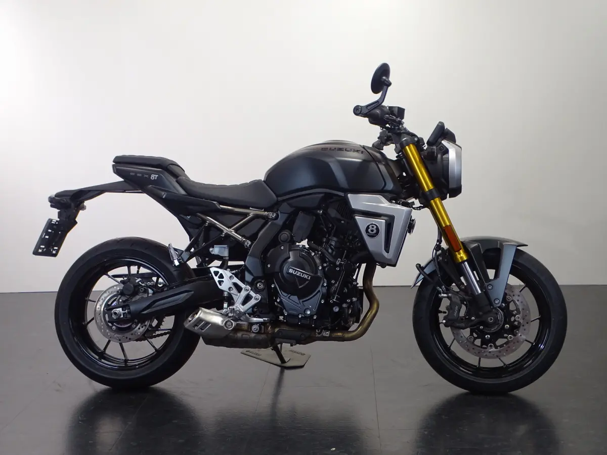 GSX-8T