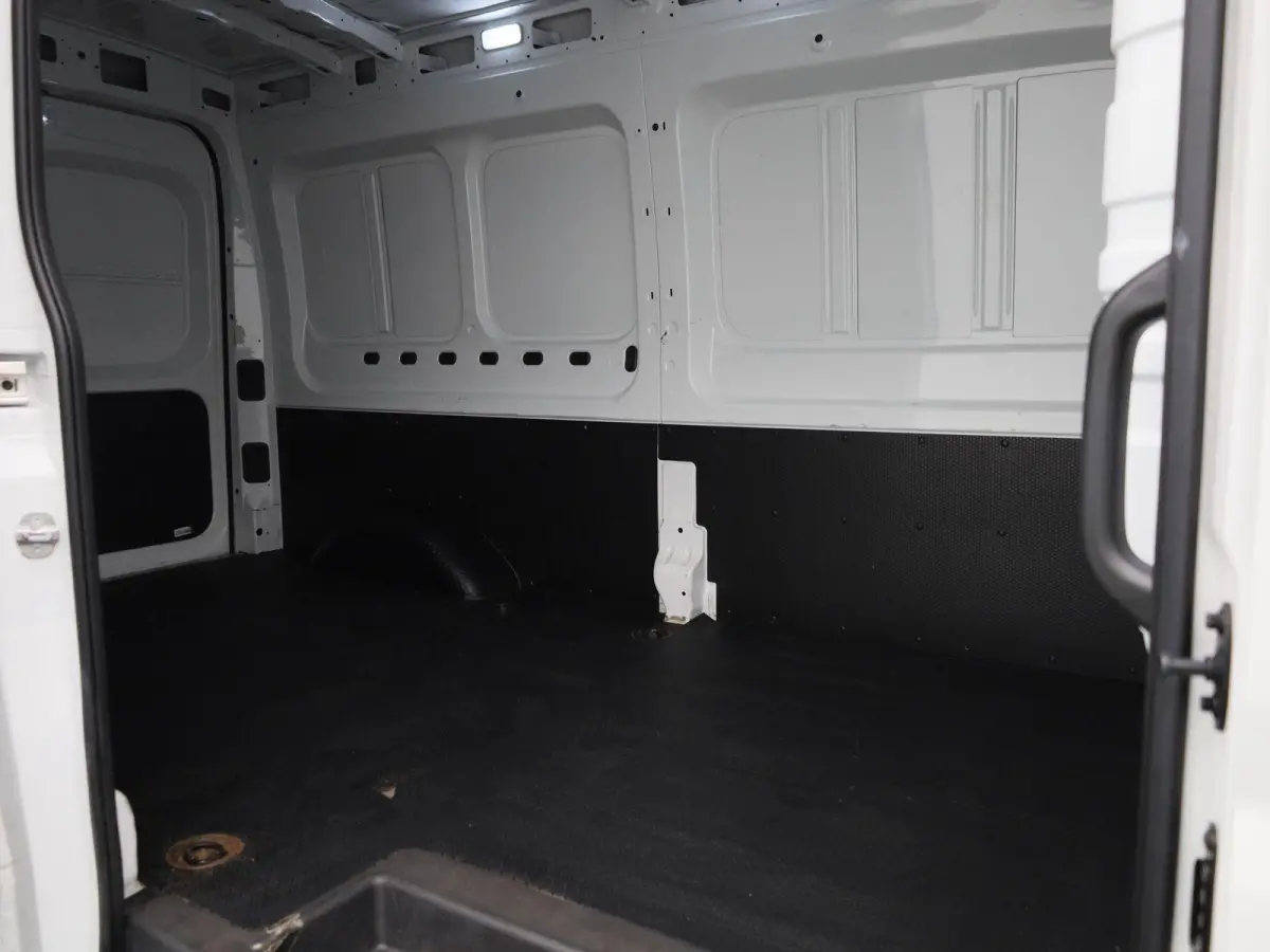 L3H3 Business 72 kWh | Airco | Stoelverwarming | Apple/Android Carplay | DAB+ | Multifunctioneel Stuurwiel | Cruise Control | Achteruitrijcamera | Parkeersensoren Voor + Achter |