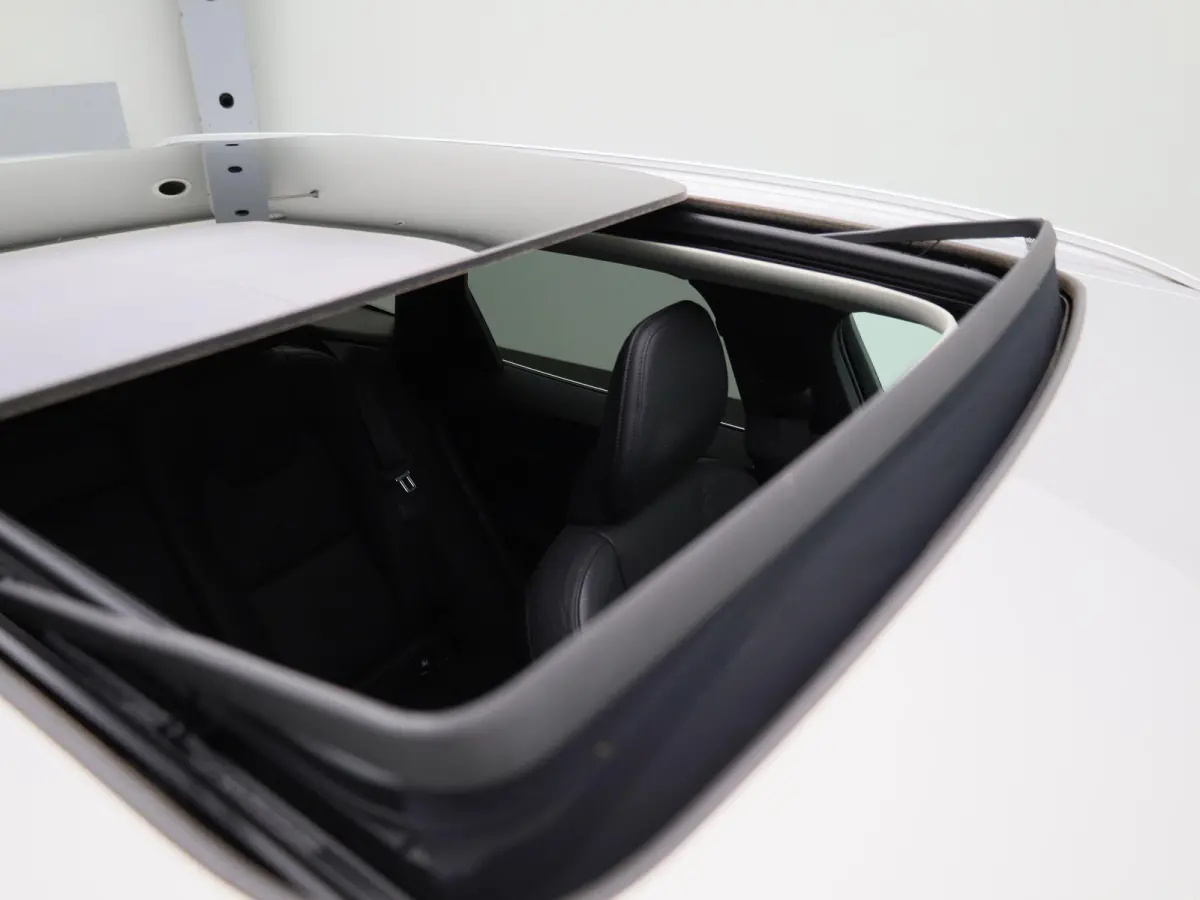 T6 PHEV 4x4 Core Aut. | Automaat | Apple Carplay / Android Auto | Panoramadak | Achteruitrijcamera | Parkeersensoren | Stoelverwarming |