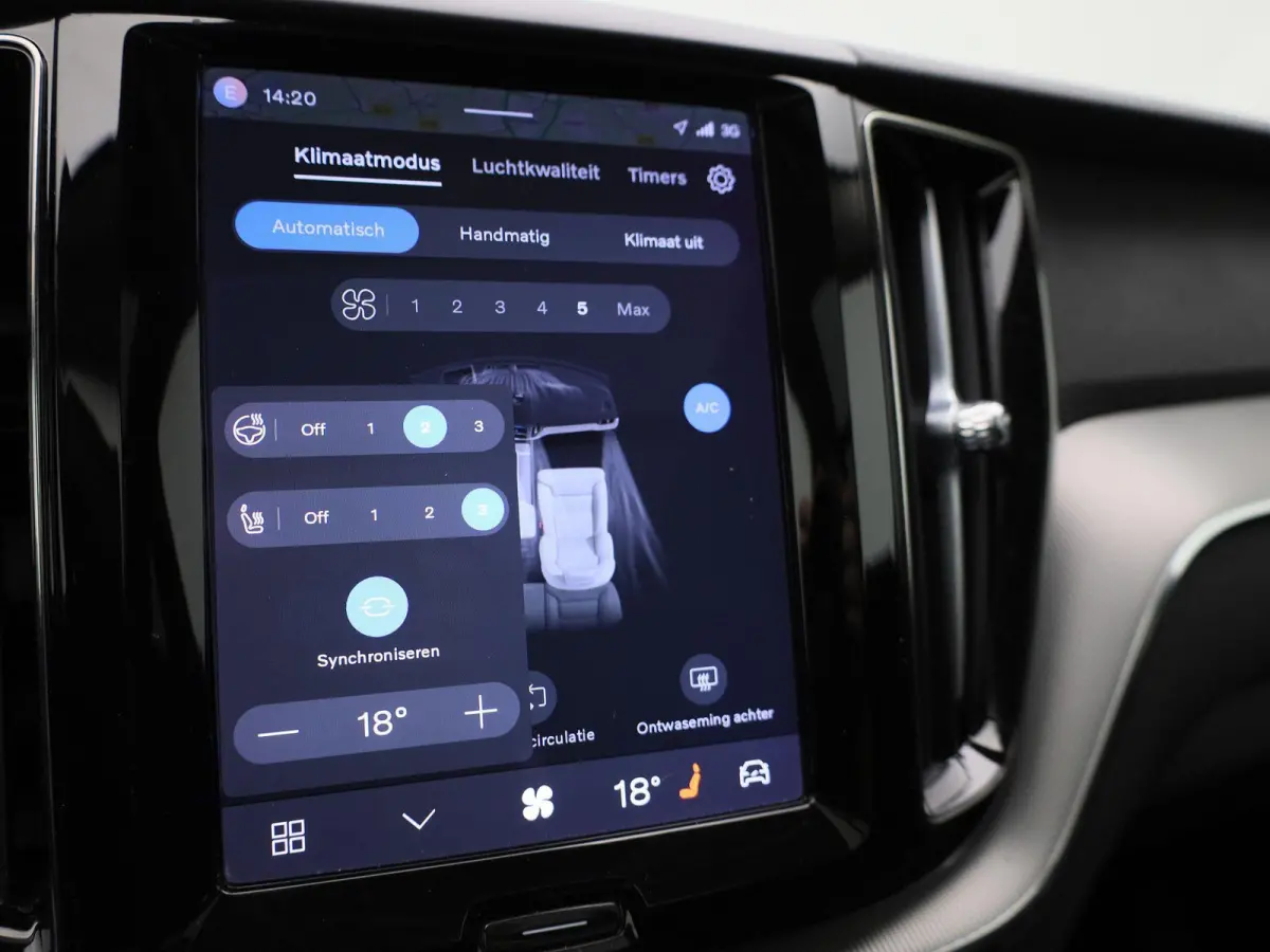 T6 PHEV 4x4 Core Aut. | Automaat | Apple Carplay / Android Auto | Panoramadak | Achteruitrijcamera | Parkeersensoren | Stoelverwarming |