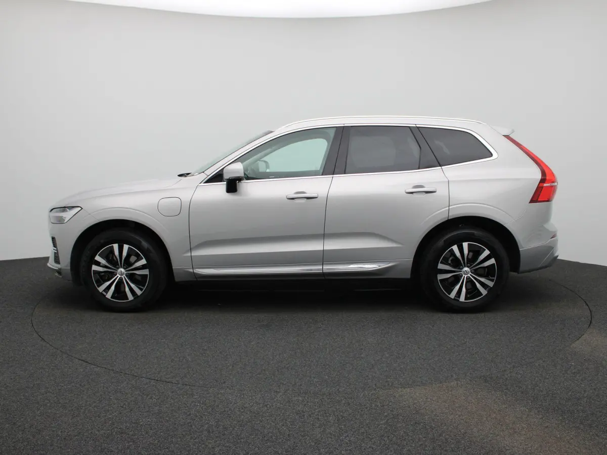 T6 PHEV 4x4 Core Aut. | Automaat | Apple Carplay / Android Auto | Panoramadak | Achteruitrijcamera | Parkeersensoren | Stoelverwarming |
