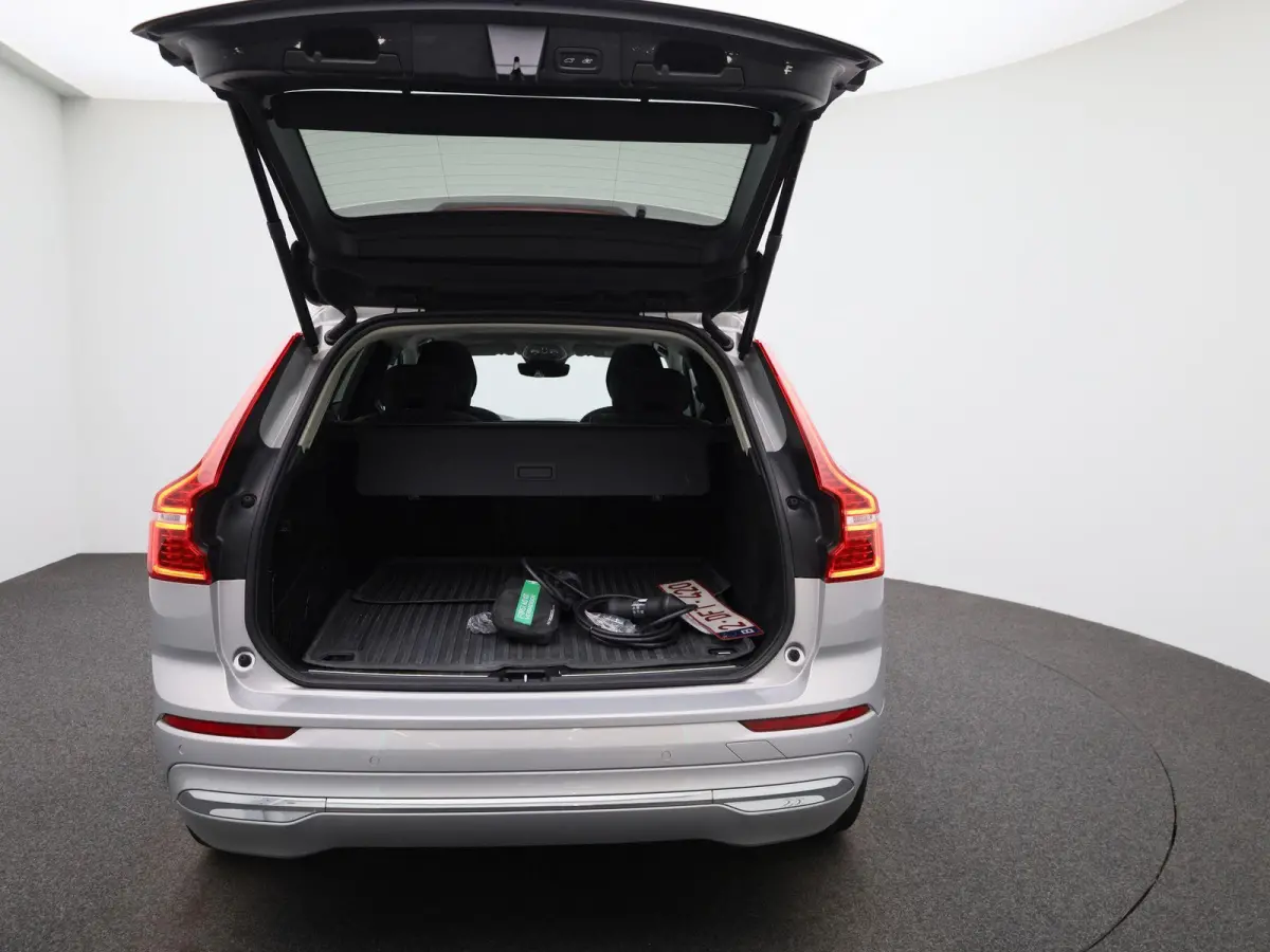 T6 PHEV 4x4 Core Aut. | Automaat | Apple Carplay / Android Auto | Panoramadak | Achteruitrijcamera | Parkeersensoren | Stoelverwarming |