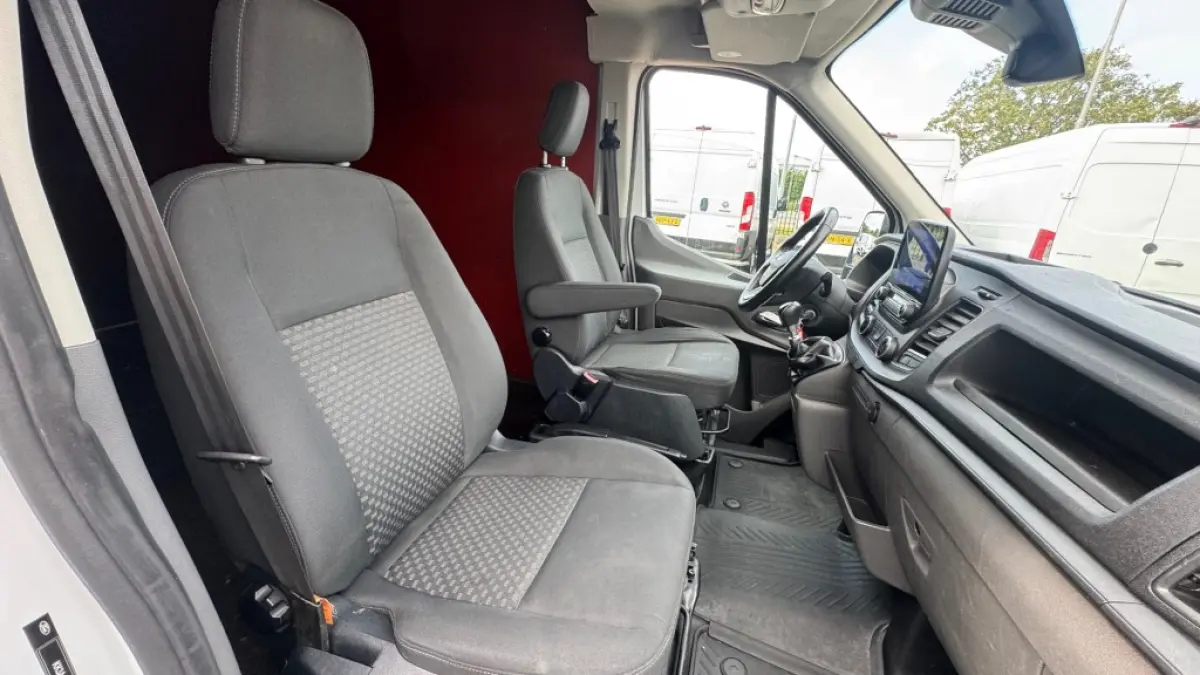 2.0 TDCI 77KW 105PK L4H3 EURO 6 AIRCO/ CAMERA/ NAVIGATIE/ CRUISE CONTROL/ 100% DEALERONDERHOUDEN