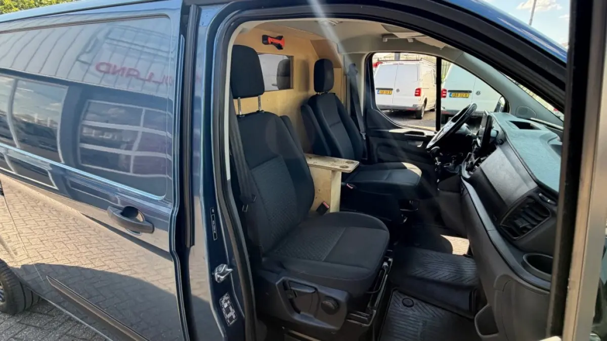 2.0 TDCI 96KW 131PK L2H1 EURO 6 AIRCO/ NAVIGATIE/ CRUISE CONTROL/ CAMERA/ 100% DEALERONDERHOUDEN