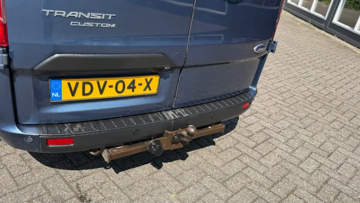 2.0 TDCI 96KW 131PK L2H1 EURO 6 AIRCO/ NAVIGATIE/ CRUISE CONTROL/ CAMERA/ 100% DEALERONDERHOUDEN
