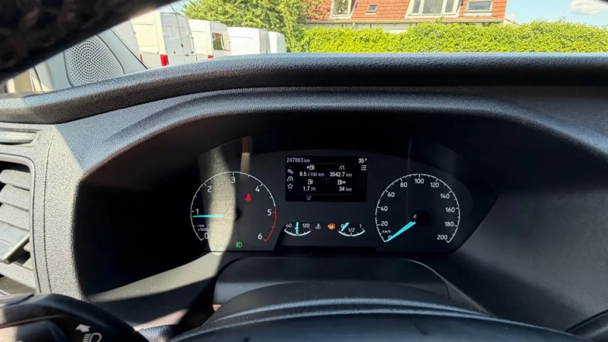 2.0 TDCI 96KW 131PK L2H1 EURO 6 AIRCO/ NAVIGATIE/ CRUISE CONTROL/ CAMERA/ 100% DEALERONDERHOUDEN