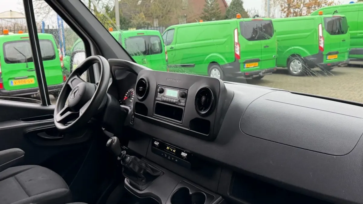 314 CDI 105KW 143PK L2H1 EURO 6 AIRCO/ BIJRIJDERSBANK/ ORIGINEEL AUDIO