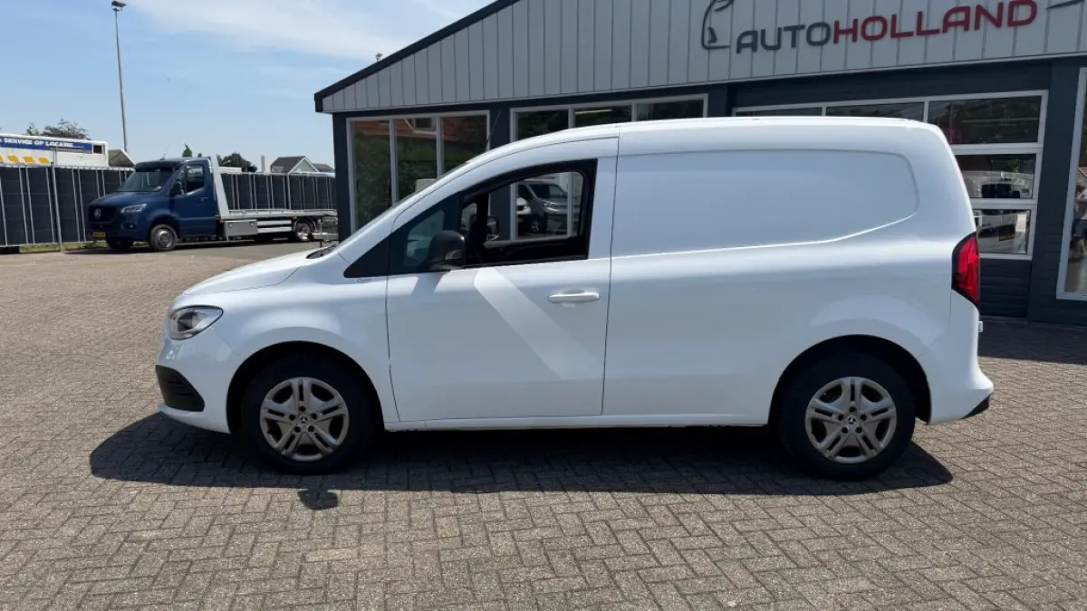 110 CDI 70KW 95PK EURO 6 AIRCO/ CRUISE CONTROL/ PARKEERSENSOREN/ 100% DEALERONDERHOUDEN