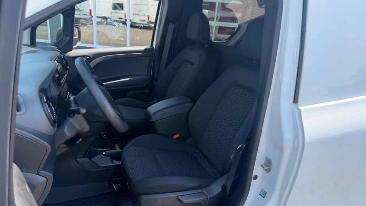 110 CDI 70KW 95PK EURO 6 AIRCO/ CRUISE CONTROL/ PARKEERSENSOREN/ 100% DEALERONDERHOUDEN