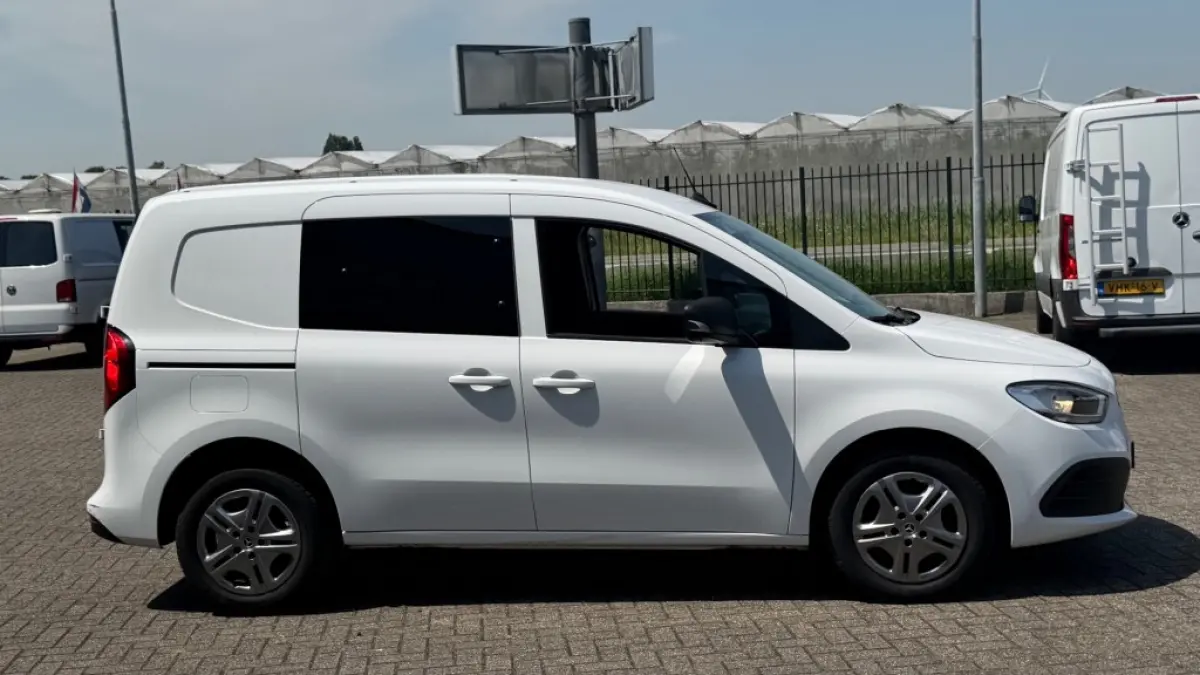 110 CDI 70KW 95PK EURO 6 AIRCO/ CRUISE CONTROL/ PARKEERSENSOREN/ 100% DEALERONDERHOUDEN