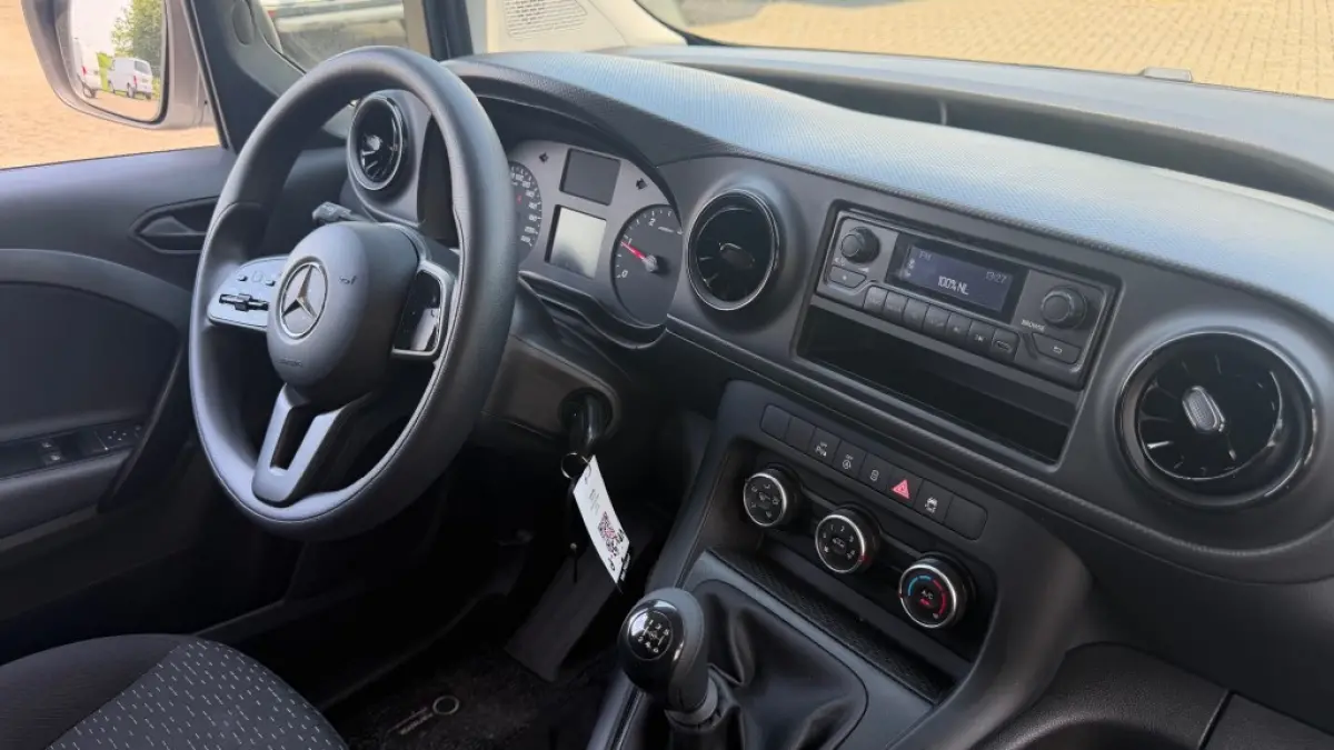 110 CDI 70KW 95PK EURO 6 AIRCO/ CRUISE CONTROL/ PARKEERSENSOREN/ 100% DEALERONDERHOUDEN
