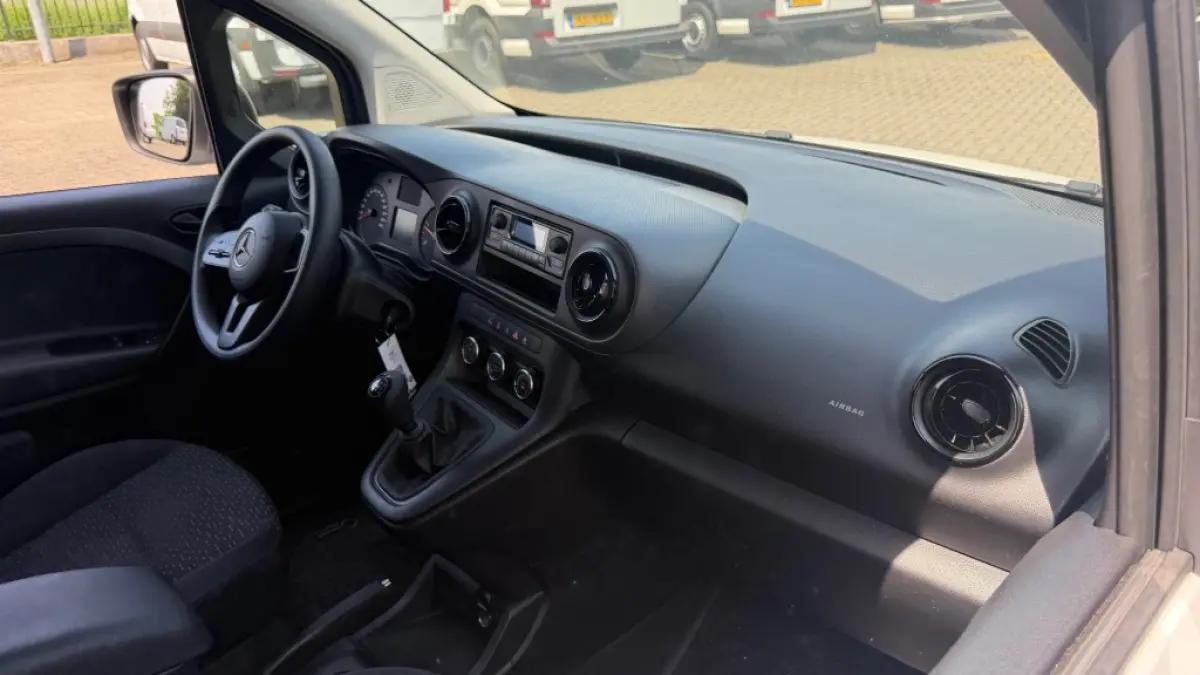 110 CDI 70KW 95PK EURO 6 AIRCO/ CRUISE CONTROL/ PARKEERSENSOREN/ 100% DEALERONDERHOUDEN