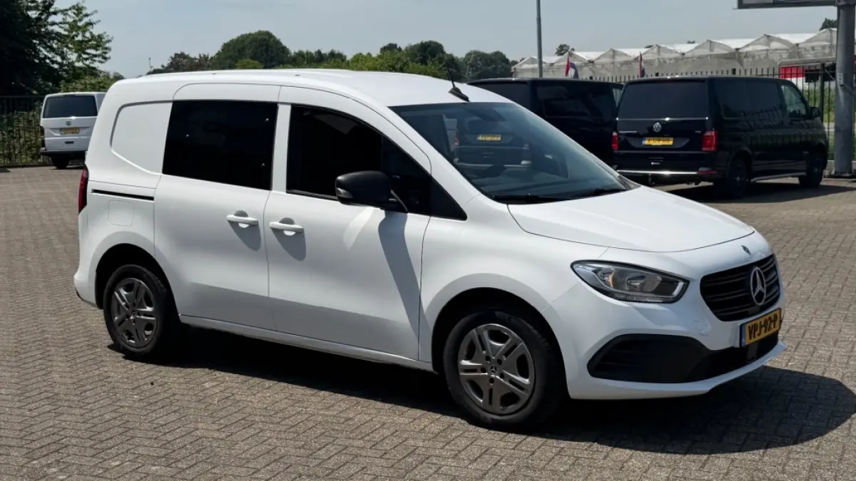 110 CDI 70KW 95PK EURO 6 AIRCO/ CRUISE CONTROL/ PARKEERSENSOREN/ 100% DEALERONDERHOUDEN