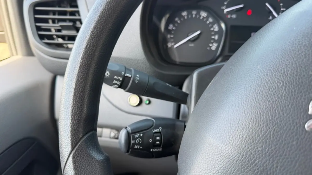 1.5 BLEUHDI 88KW 120PK L2H1 STANDAARD EURO 6 AIRCO/ CRUISE CONTROL/ 100% DEALERONDERHOUDEN