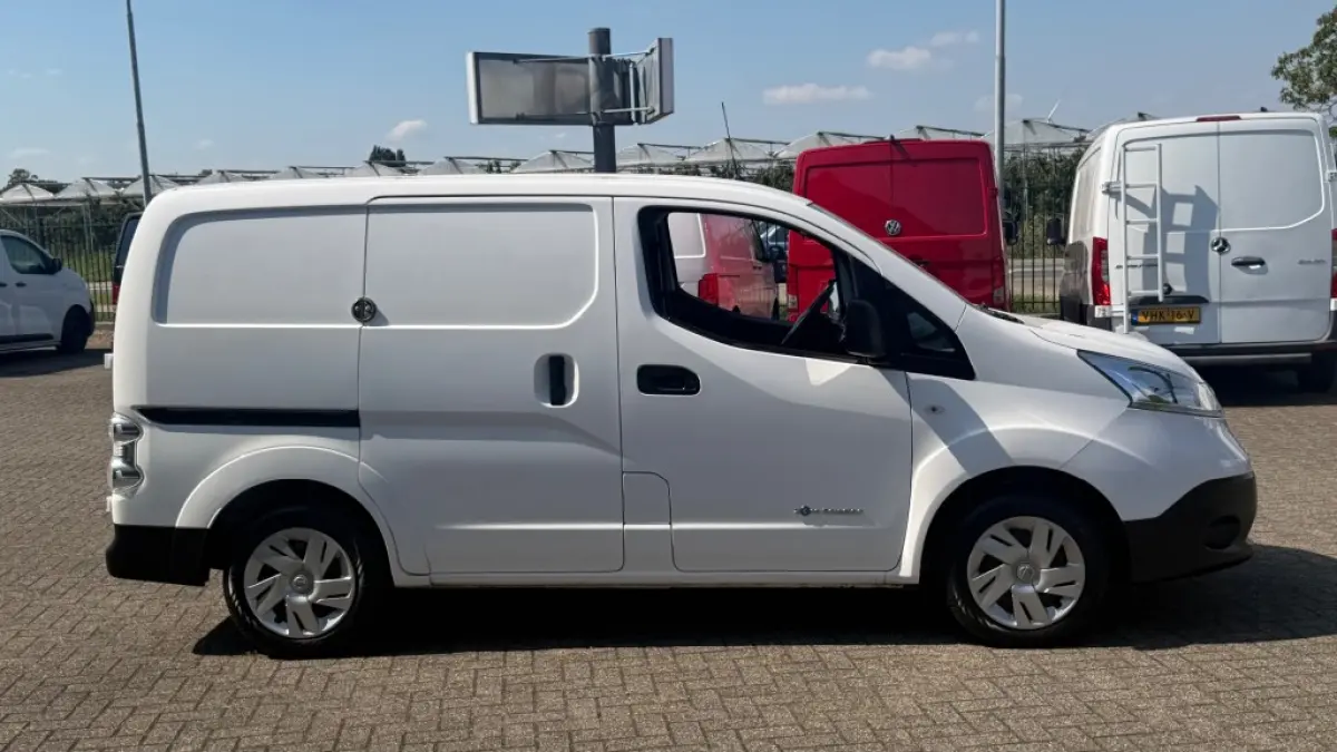 E-nv200 ZERO EMISSIE 40KWH 80KW 120PK AIRCO/ NAVIGATIE/ CRUISE CONTROL/ CAMERA/ 100% DEALERONDERHOUDEN