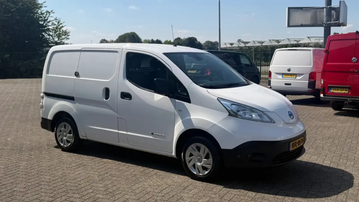 E-nv200 ZERO EMISSIE 40KWH 80KW 120PK AIRCO/ NAVIGATIE/ CRUISE CONTROL/ CAMERA/ 100% DEALERONDERHOUDEN