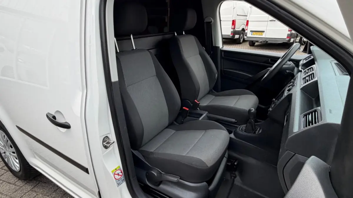 2.0 TDI 55KW 75PK EURO 6 NAVIGATIE/ AIRCO/ SCHUIFDEUR/ 100% DEALERONDERHOUDEN