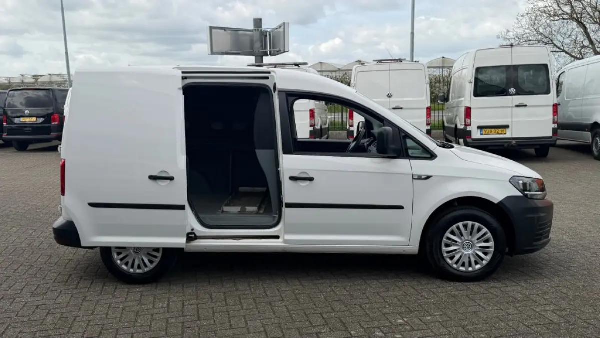 2.0 TDI 55KW 75PK EURO 6 NAVIGATIE/ AIRCO/ SCHUIFDEUR/ 100% DEALERONDERHOUDEN