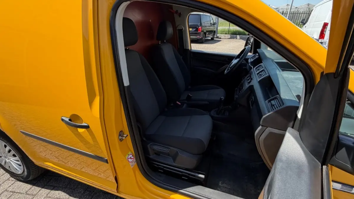 2.0 TDI 55KW 75PK EURO 6 AIRCO/ CRUISE CONTROL/ TREKHAAK/ PARKEERSENSOREN/ 100% DEALERONDERHOUDEN