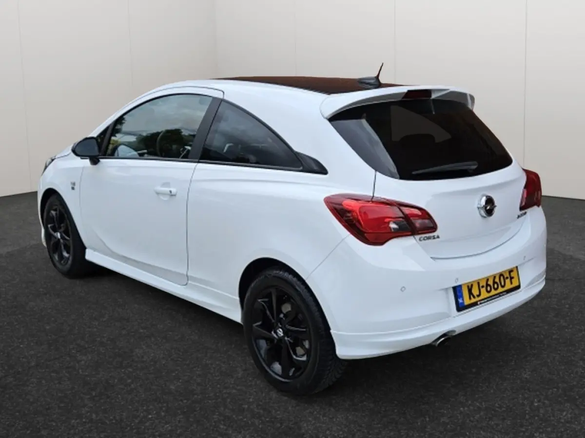 1.0 Turbo Color Edition OPC-line Carplay Airco Spoilerpakket