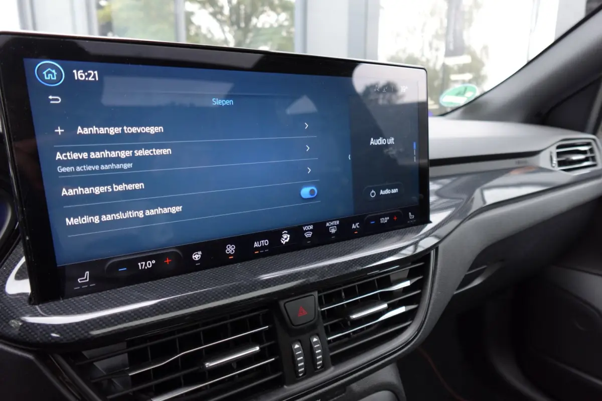 1.0 EcoBoost Hybrid ST Line PANO KEYLESS B&O