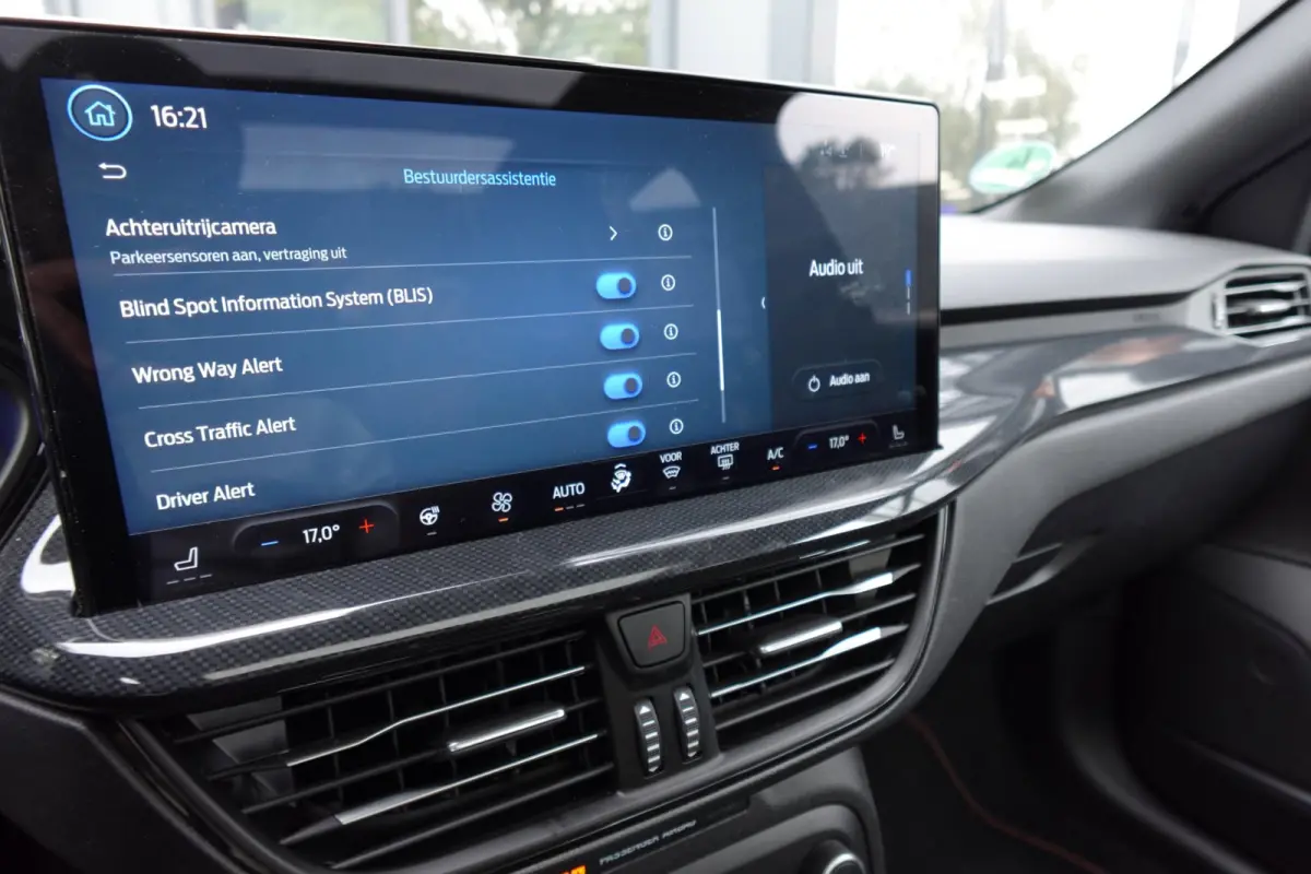1.0 EcoBoost Hybrid ST Line PANO KEYLESS B&O