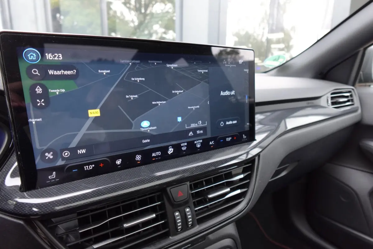 1.0 EcoBoost Hybrid ST Line PANO KEYLESS B&O