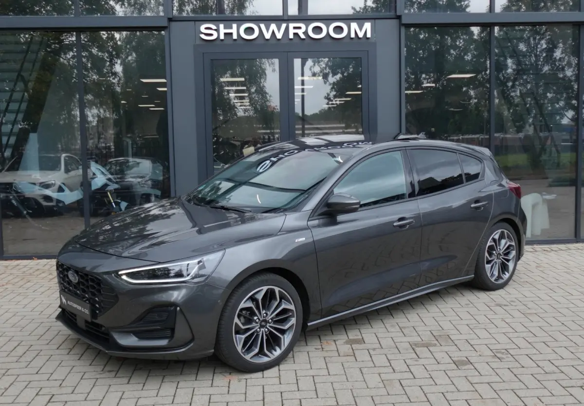 1.0 EcoBoost Hybrid ST Line PANO KEYLESS B&O