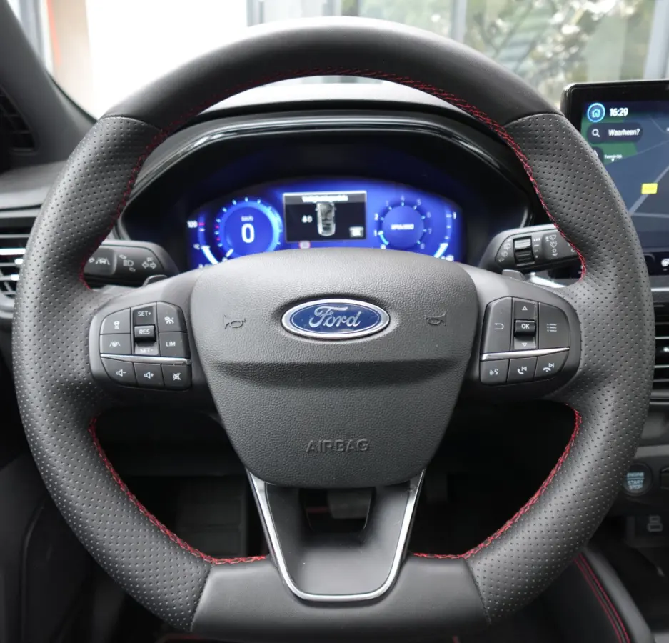 1.0 EcoBoost Hybrid ST Line PANO KEYLESS B&O