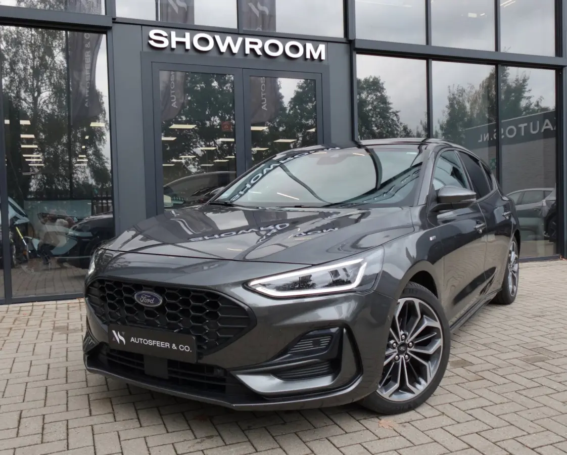 1.0 EcoBoost Hybrid ST Line PANO KEYLESS B&O