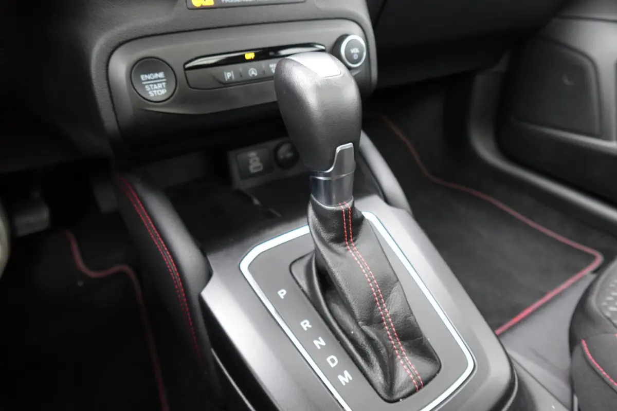 1.0 EcoBoost Hybrid ST Line PANO KEYLESS B&O