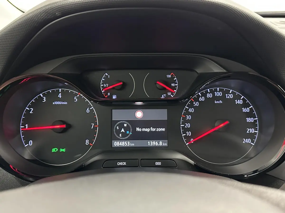 1.2 Turbo Edition CAMERA CARPLAY NAVI TREKHAAK.