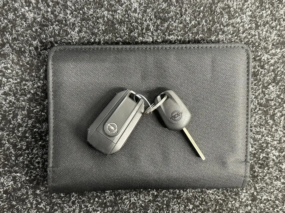 1.2 Turbo Edition CAMERA CARPLAY NAVI TREKHAAK.