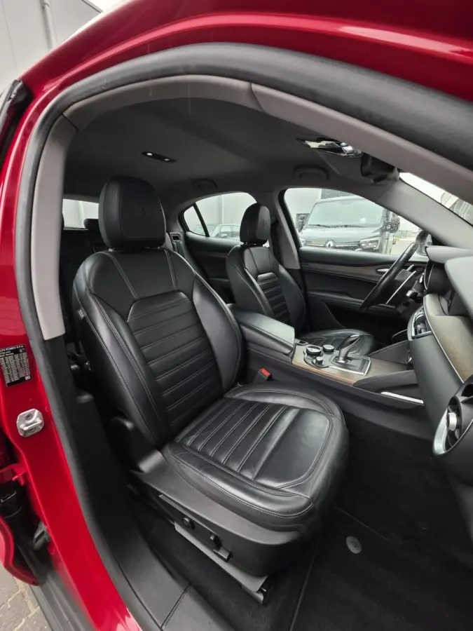 2.0 T AWD Super 280PK/Led/Keyless/Camara/Navi/Leder/Cruise/