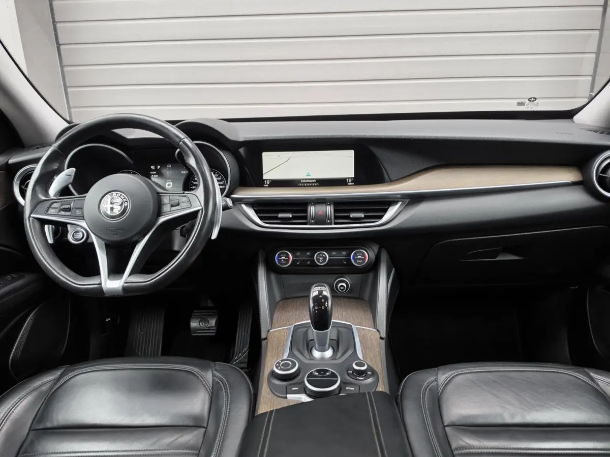 2.0 T AWD Super 280PK/Led/Keyless/Camara/Navi/Leder/Cruise/