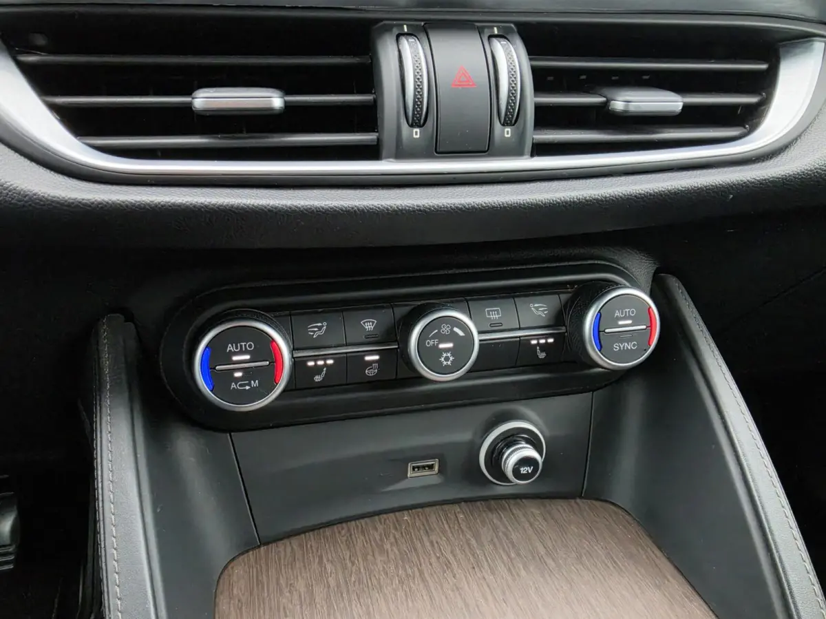 2.0 T AWD Super 280PK/Led/Keyless/Camara/Navi/Leder/Cruise/