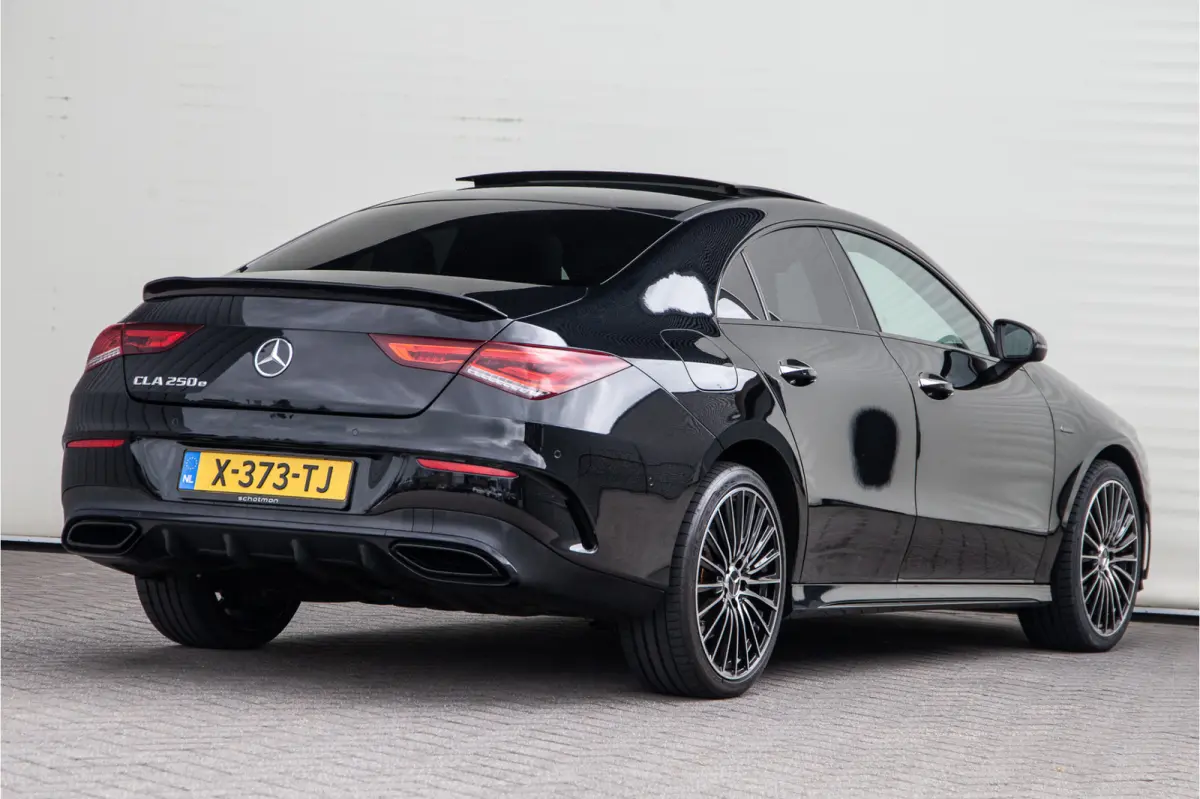 250 e AMG Premium, Pano, Head-up, Distronic, Nightpack 2021