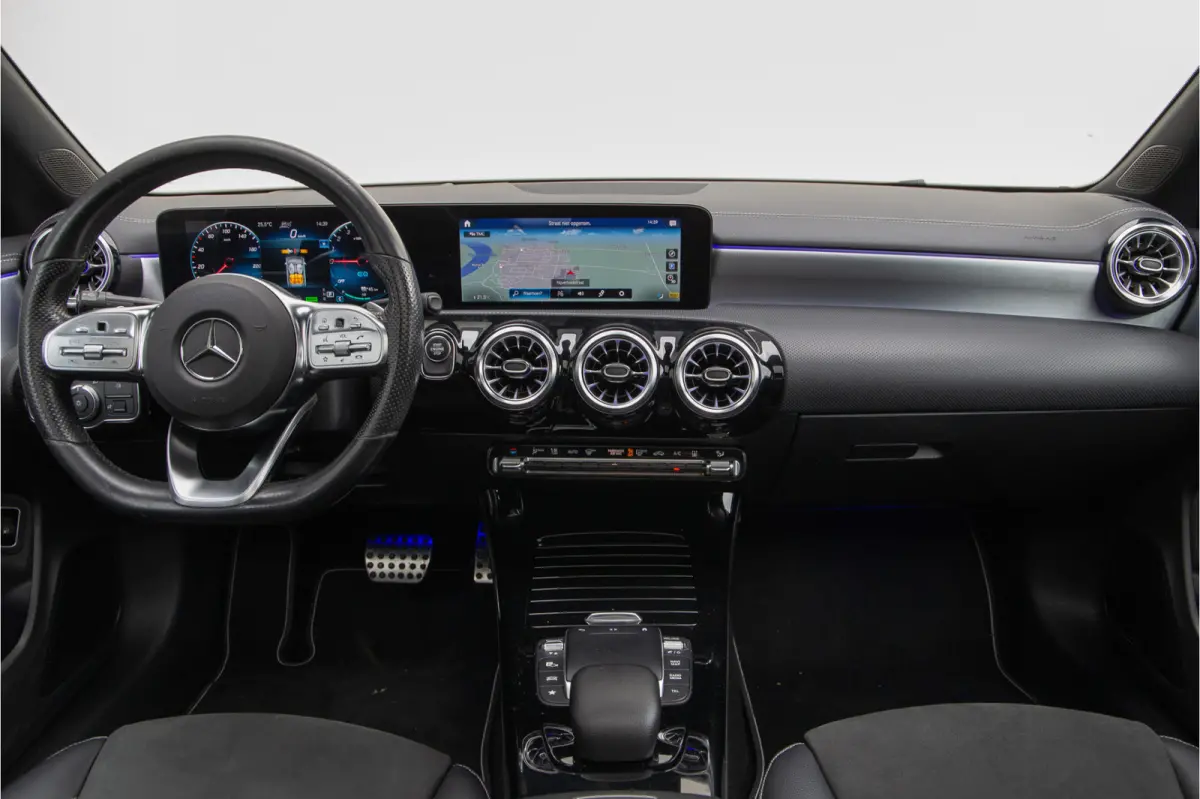 250 e AMG Premium, Pano, Head-up, Distronic, Nightpack 2021